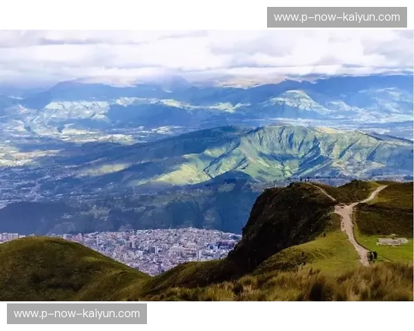 从安第斯之巅到红海之滨：厄瓜多尔与沙特，一场被低估的“黑马”王权争夺战